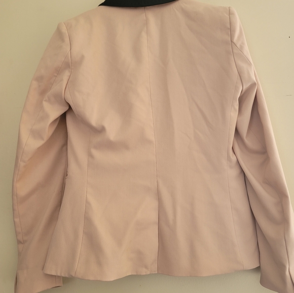 H & M Blazer - Picture 3 of 7
